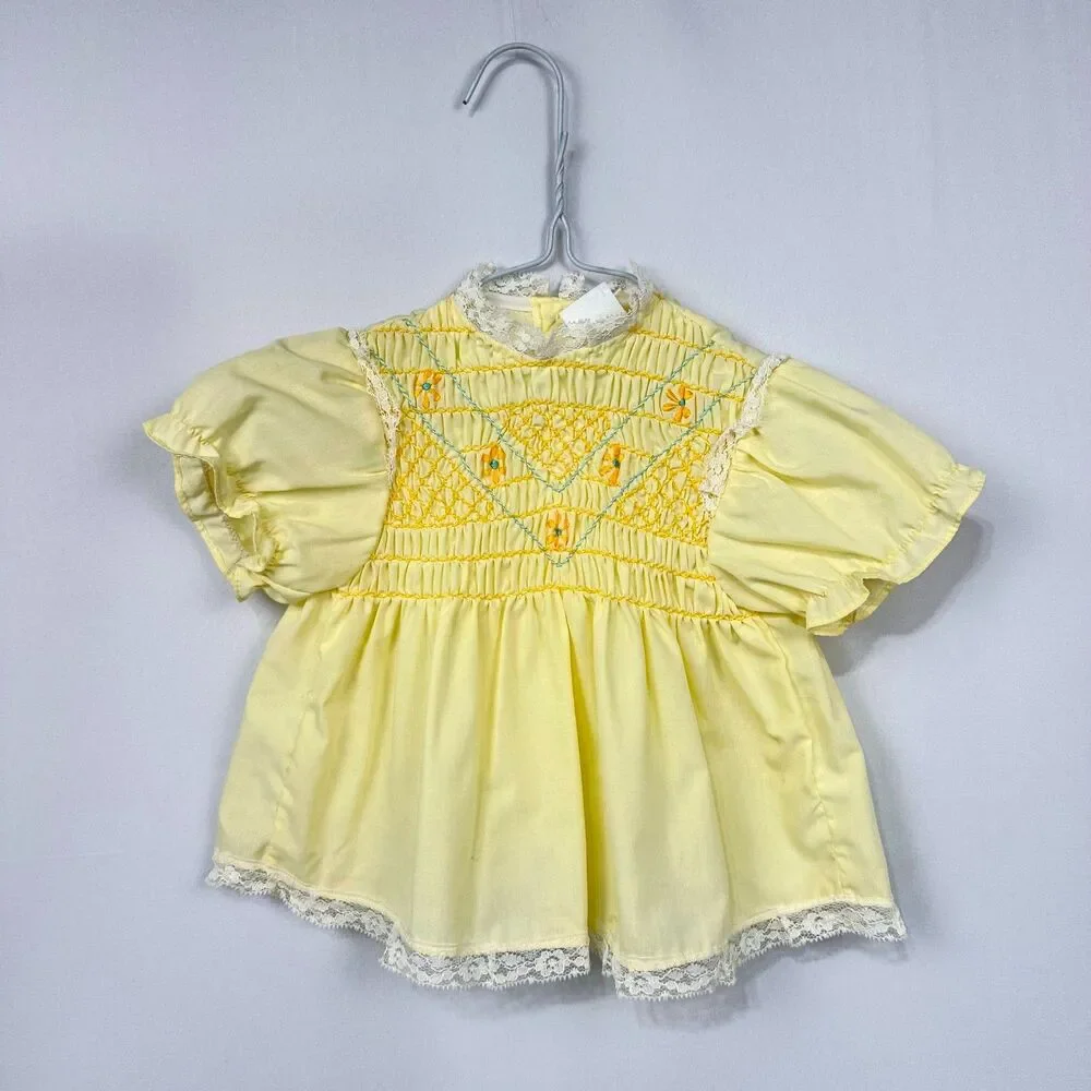 Mini Togs Girl Size 24 Months Vintage Yellow Smocked Flower Top/Dress